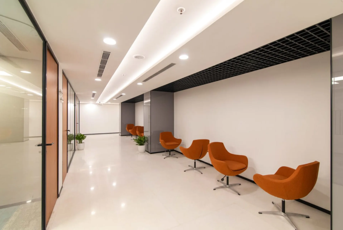 Coworking office space at Collative - Global Foyer White House