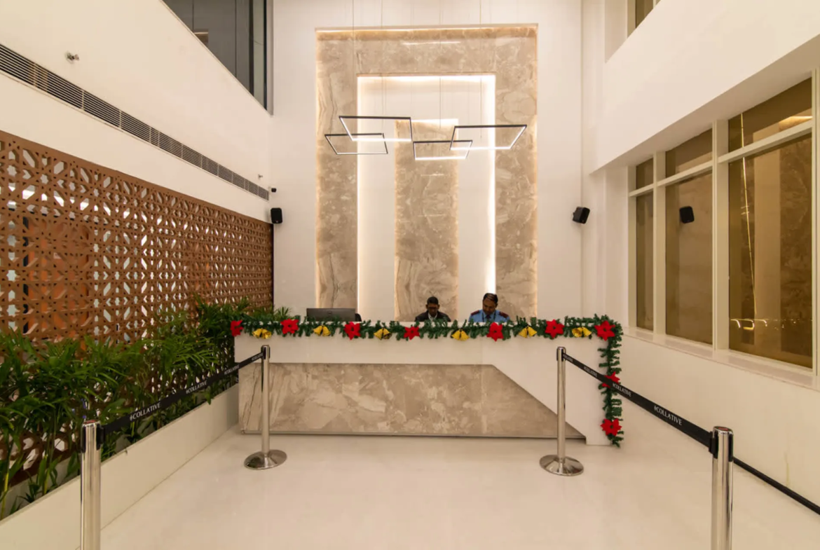 Coworking office space at Collative - Global Foyer White House