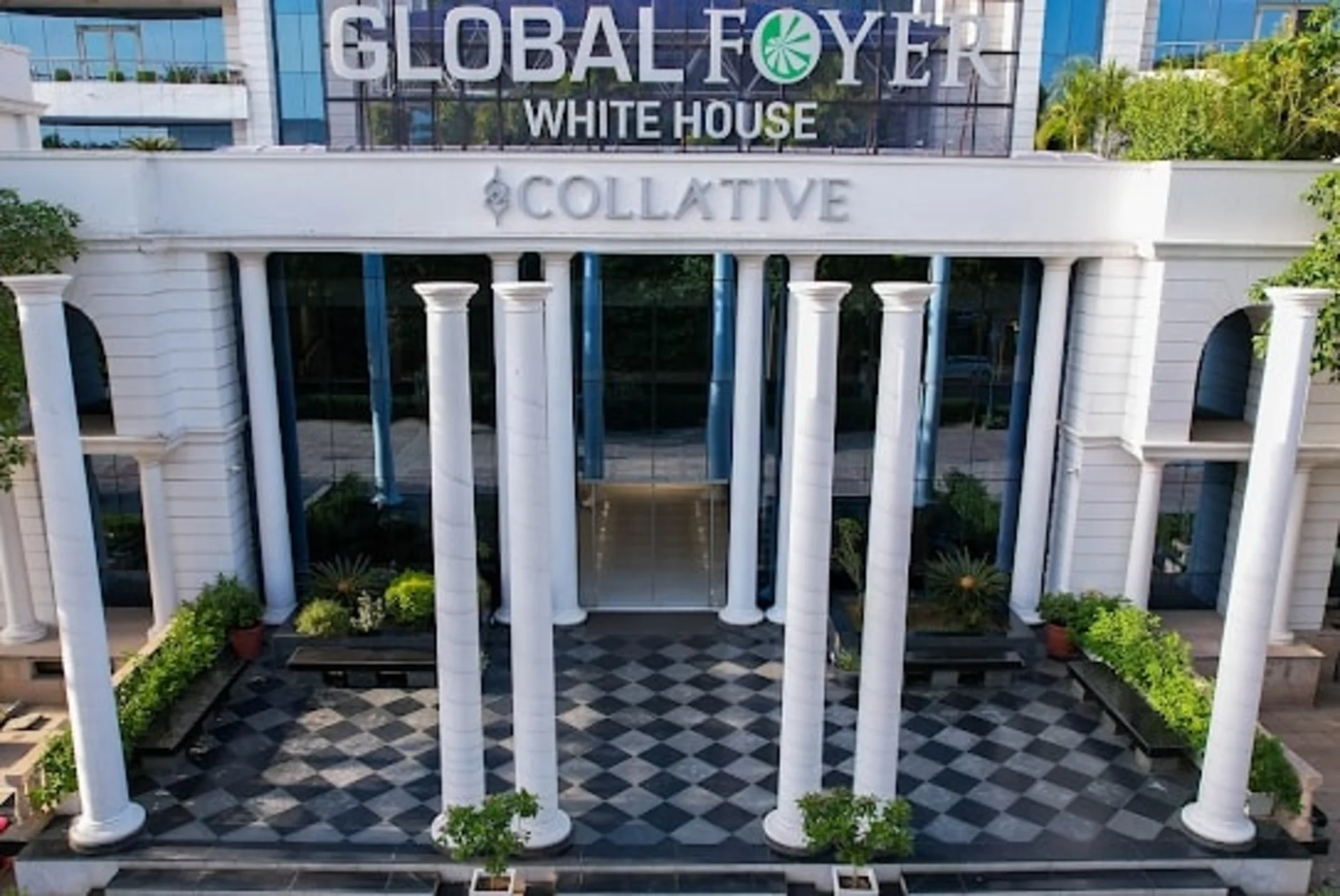 Coworking office space at Collative - Global Foyer White House