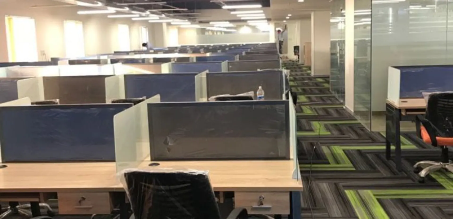 Graphix Tower Sector 62 Noida