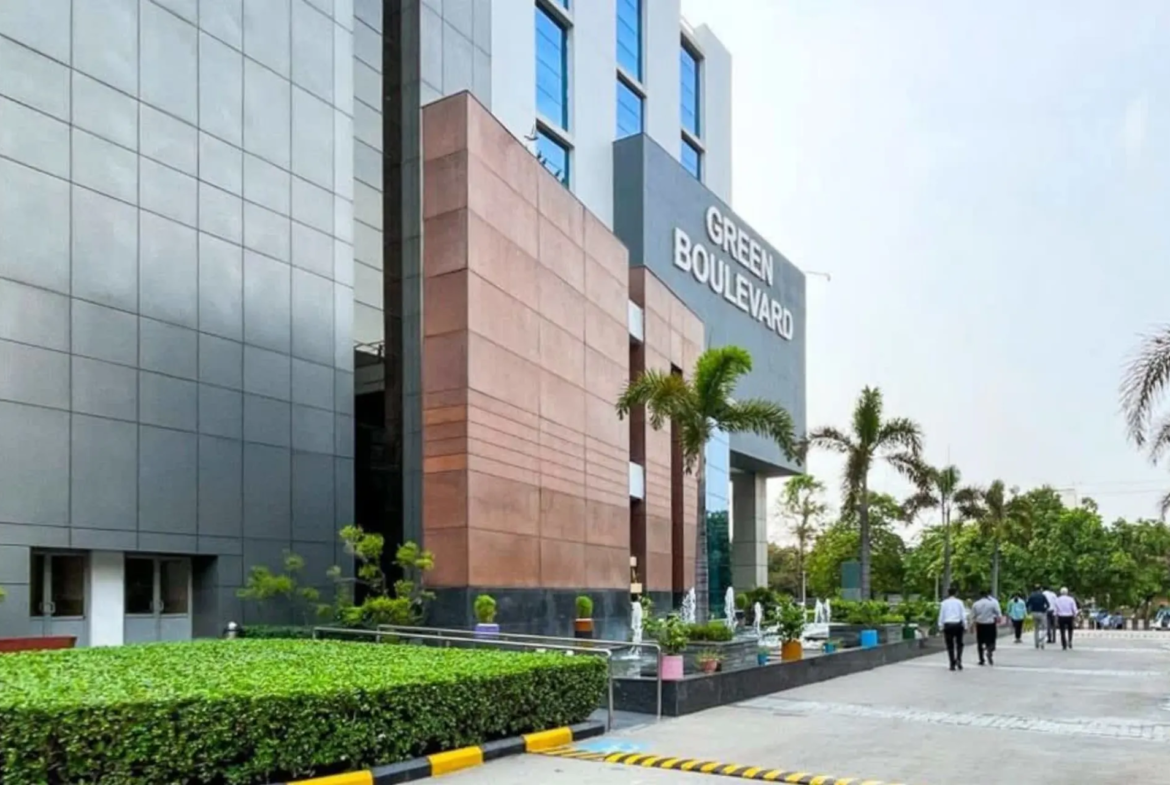 Green Boulevard Sector 62 Noida