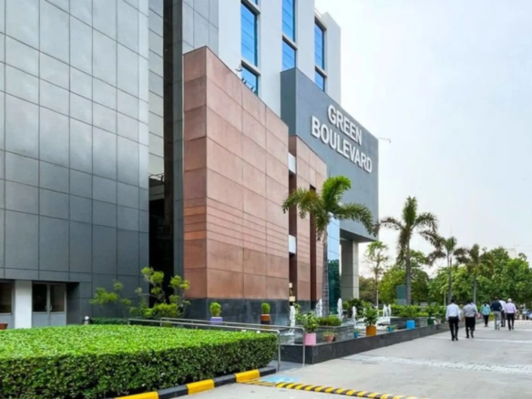 Green Boulevard Sector 62 Noida