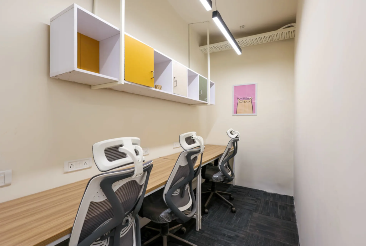 HubHive11 Coworking space in Saket
