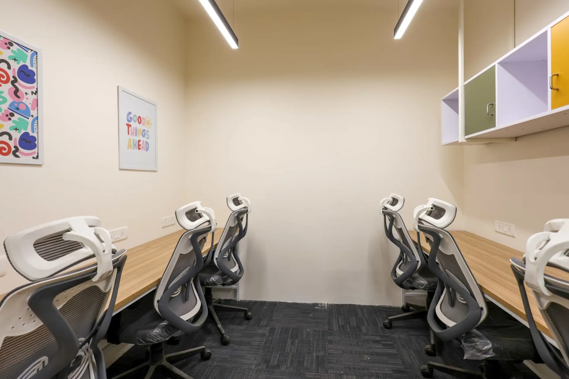 HubHive11 Coworking space in Saket