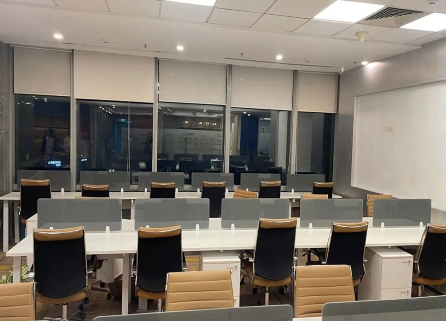 Hyatt-Commercial-Tower-3 Hyatt Commercial Tower