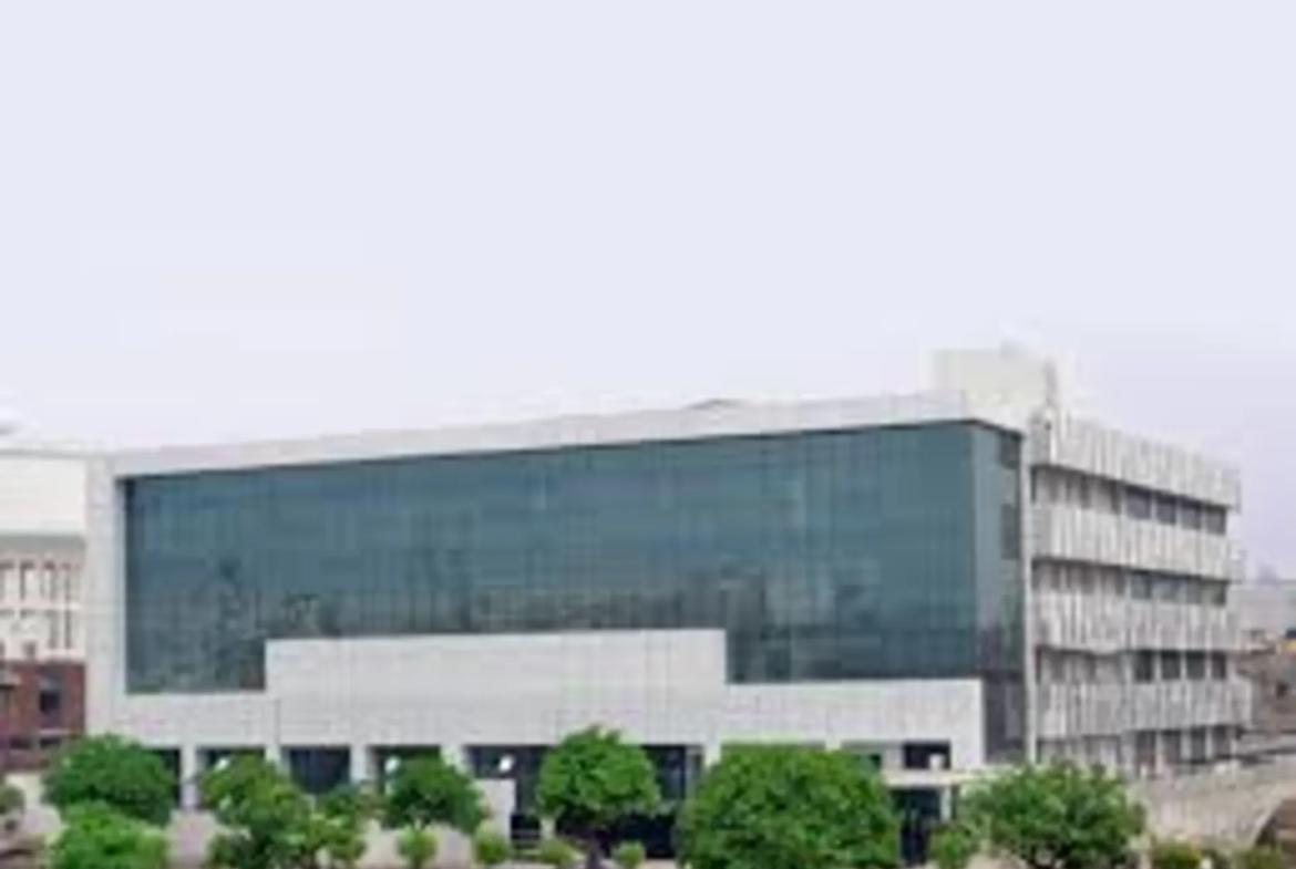 Quattro Symphony Noida Sector 63