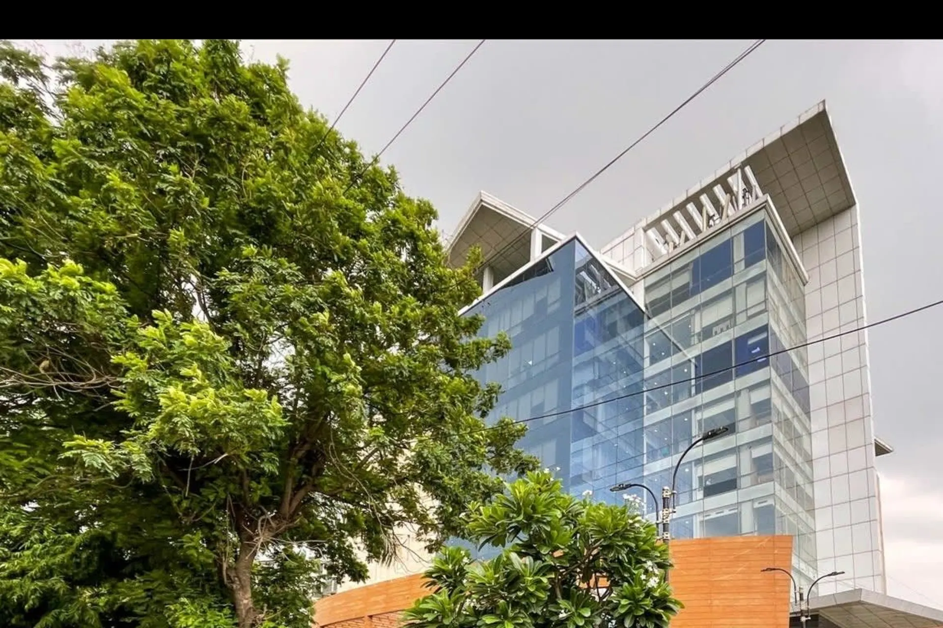 SB Tower Film City Noida