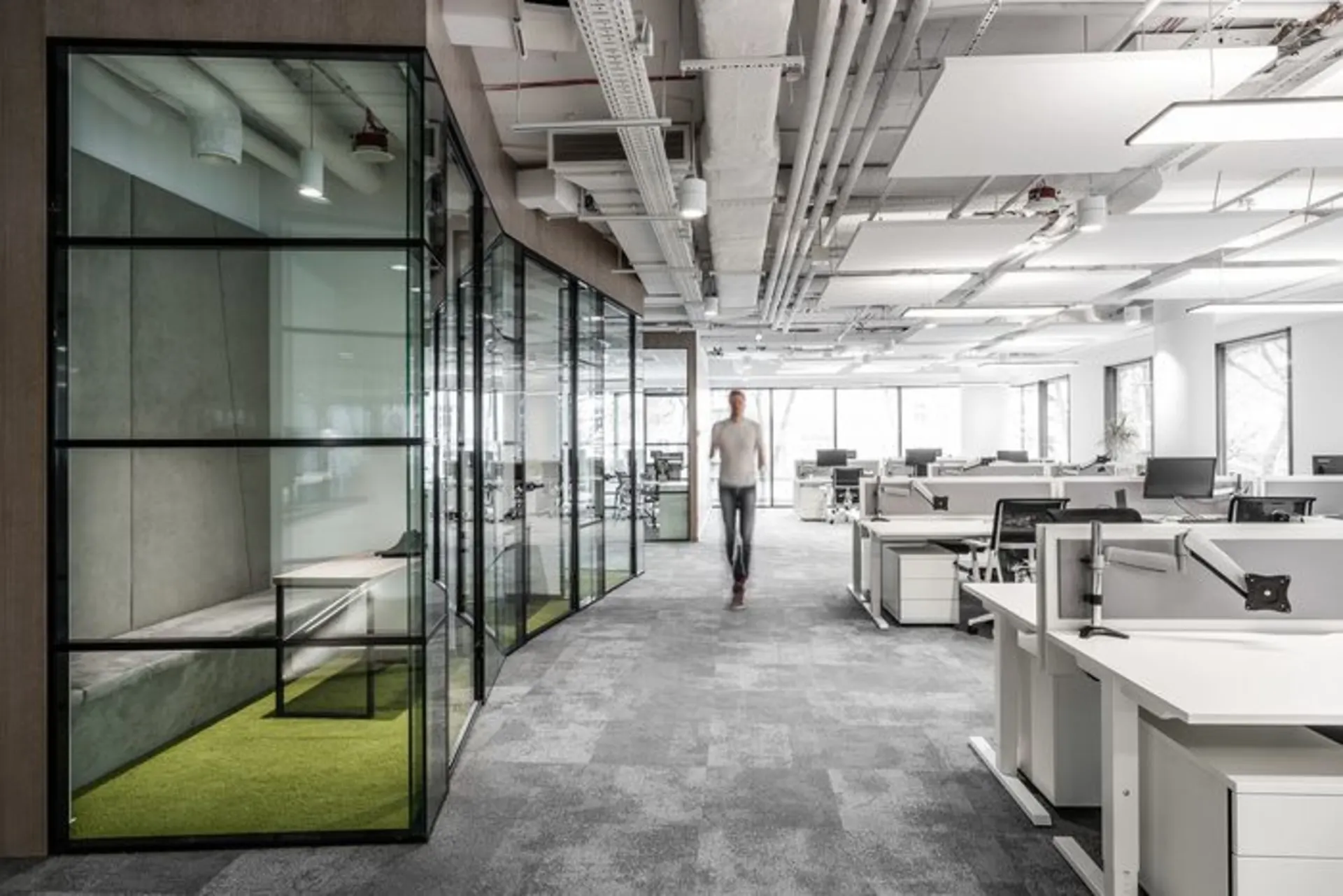 VJ Business Tower Noida Sector 125