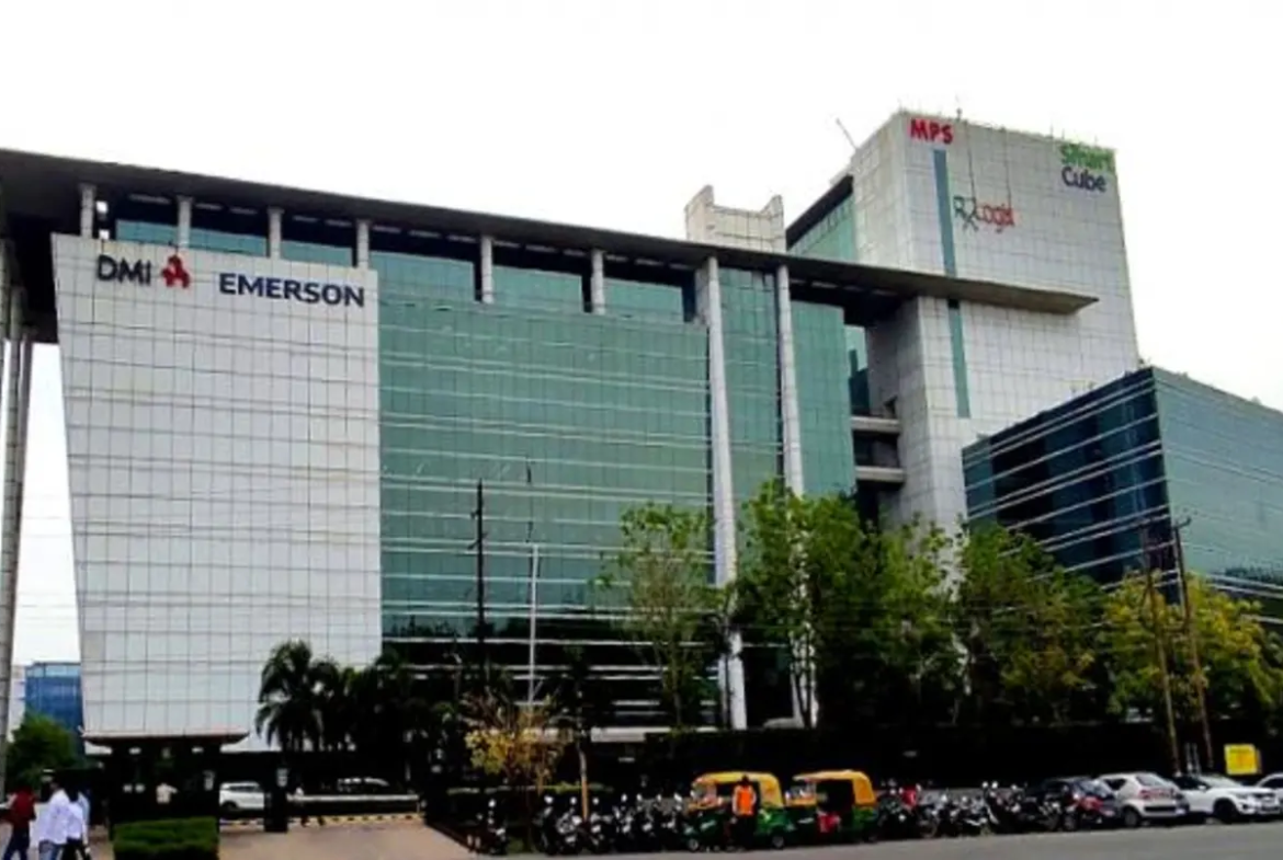 Windsor IT Park Sector 125 Noida Expressway