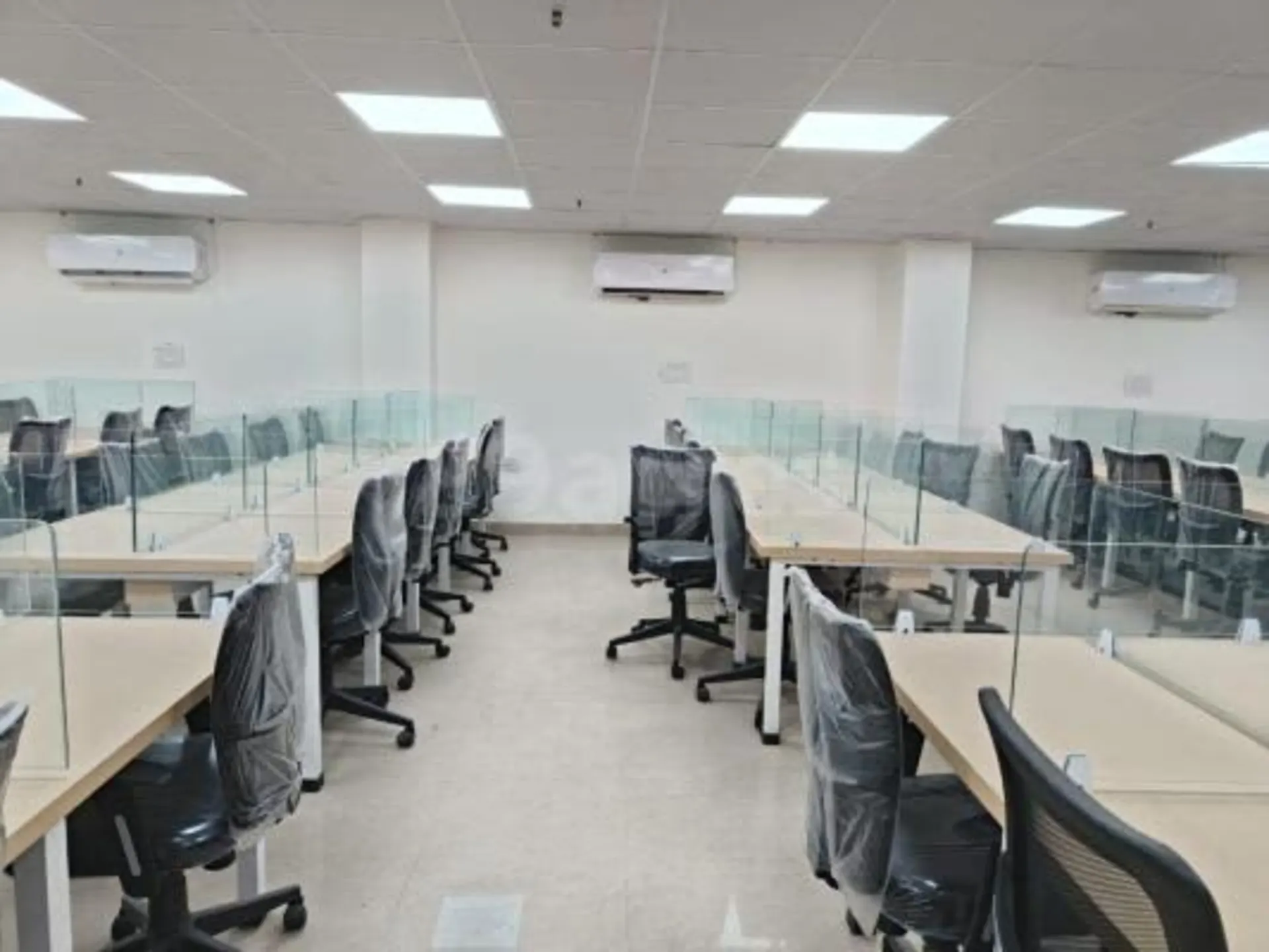 office for rent in - Bhutani Alphathum Noida