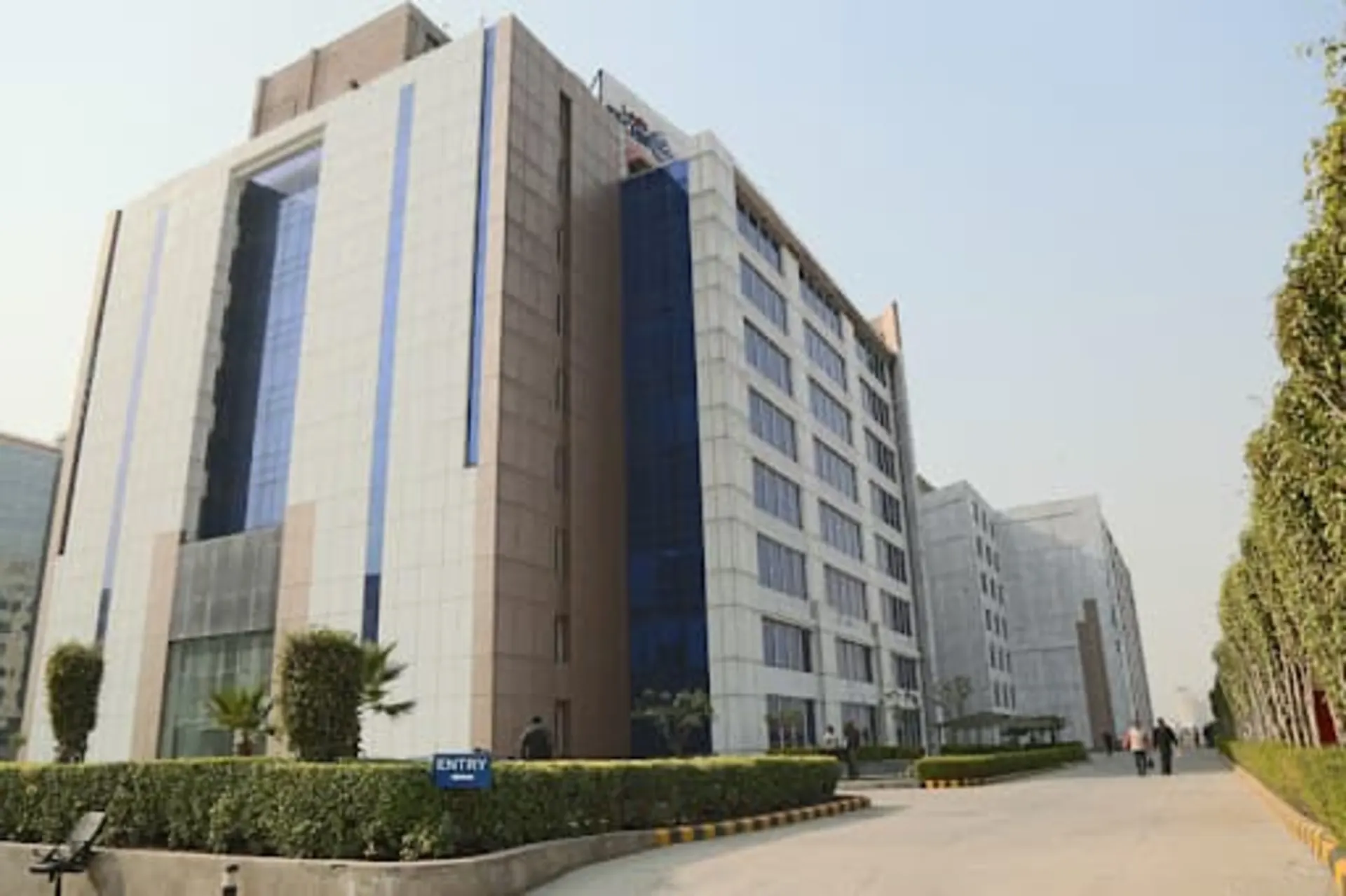 Logix Technova Tower Noida