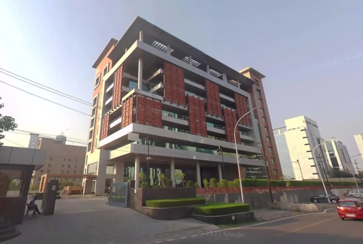 Lucerna Tower Noida Extension