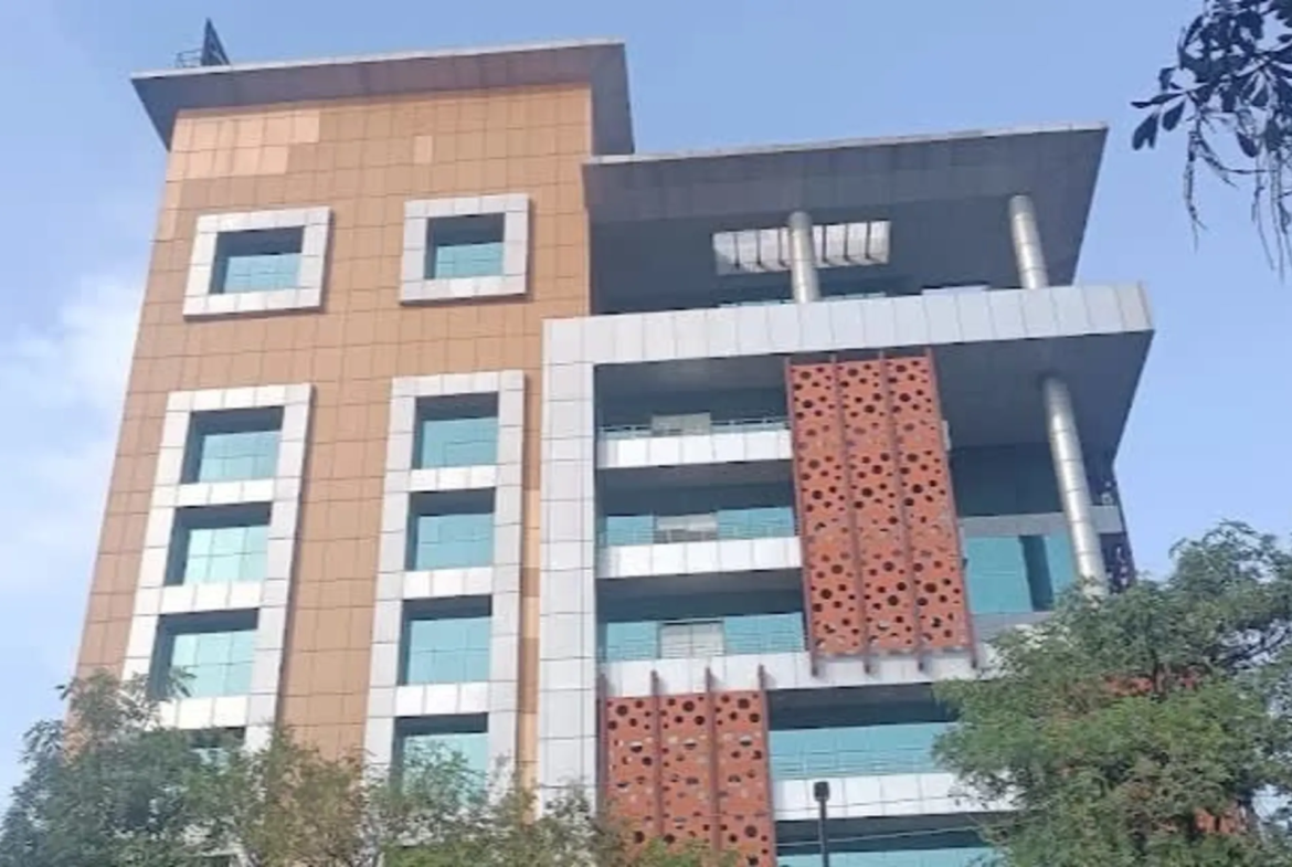 Lucerna Tower Noida Extension