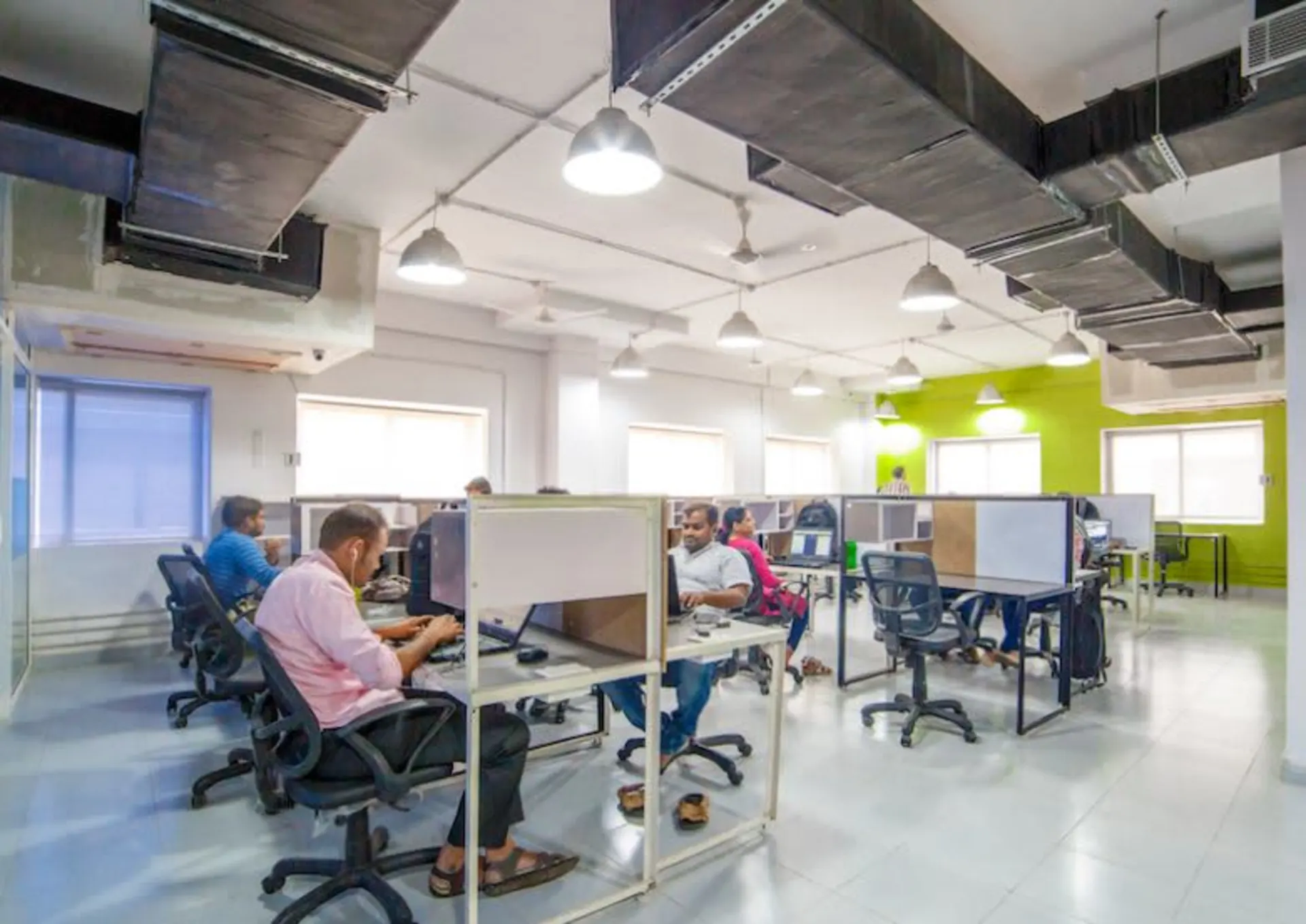 Plot-No-247-Okhla-Phase-3_02 Plot No. 247 Okhla Phase 3 - Office space for rent