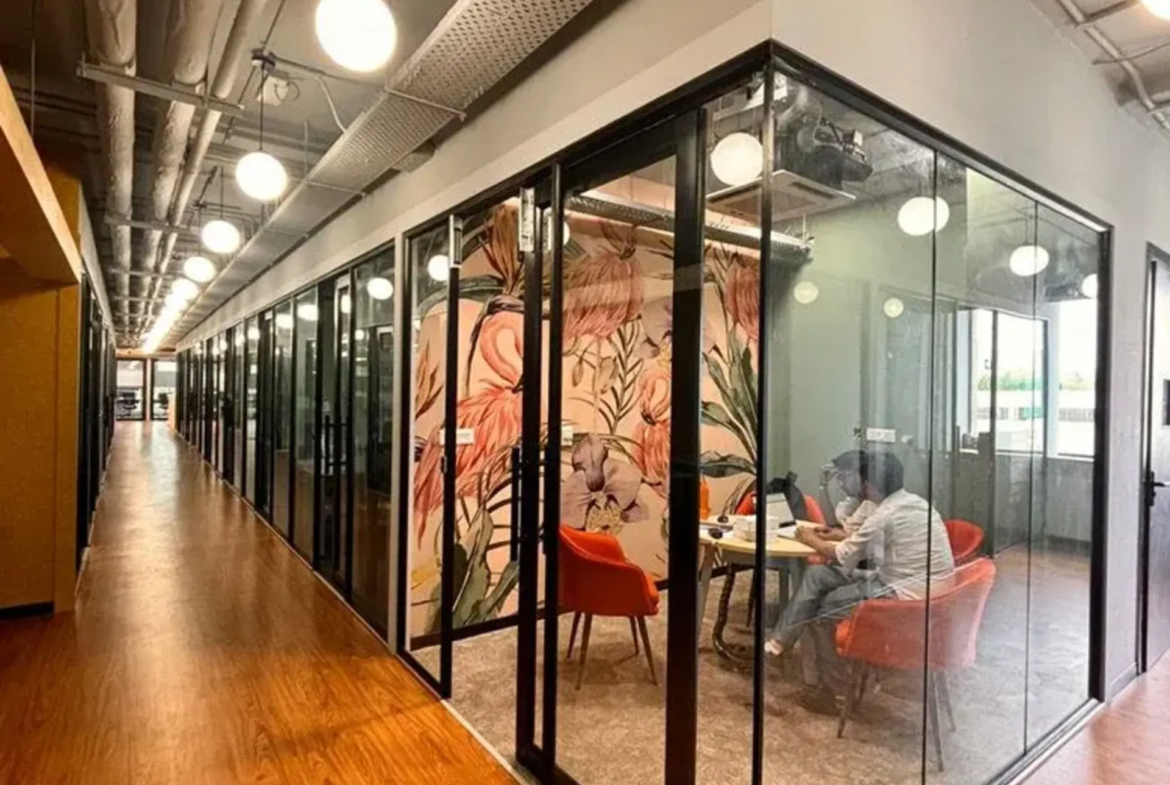 Office space for rent in Okhla phase 3