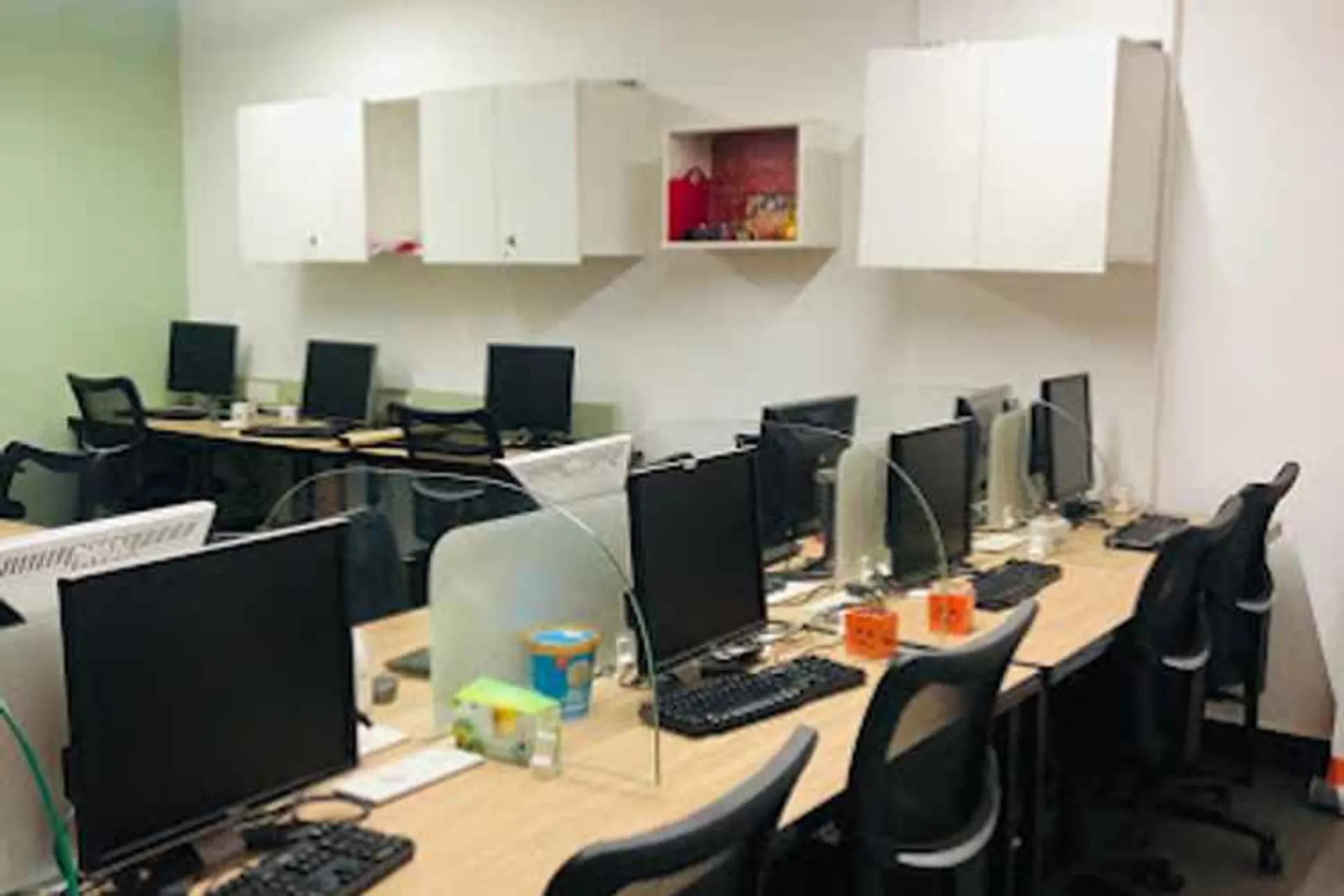 Plot-No-E145-Okhla-Phase-3_04 Office space for rent in Plot No. E145 Okhla Phase 3