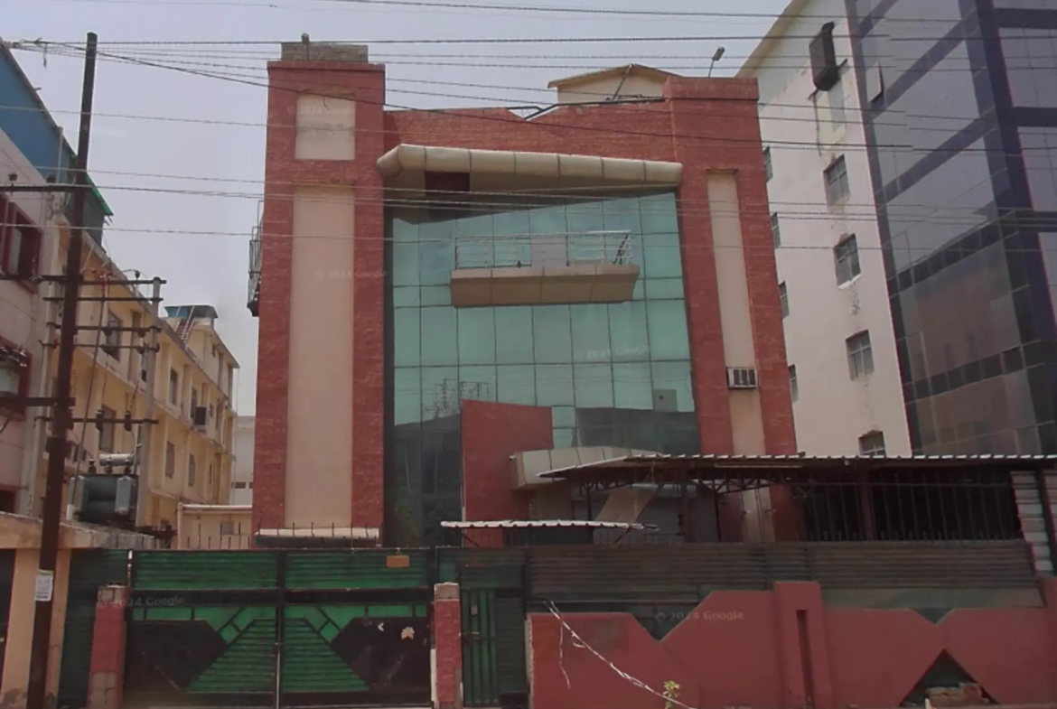 Plot No. H-207 Sector 63 Noida