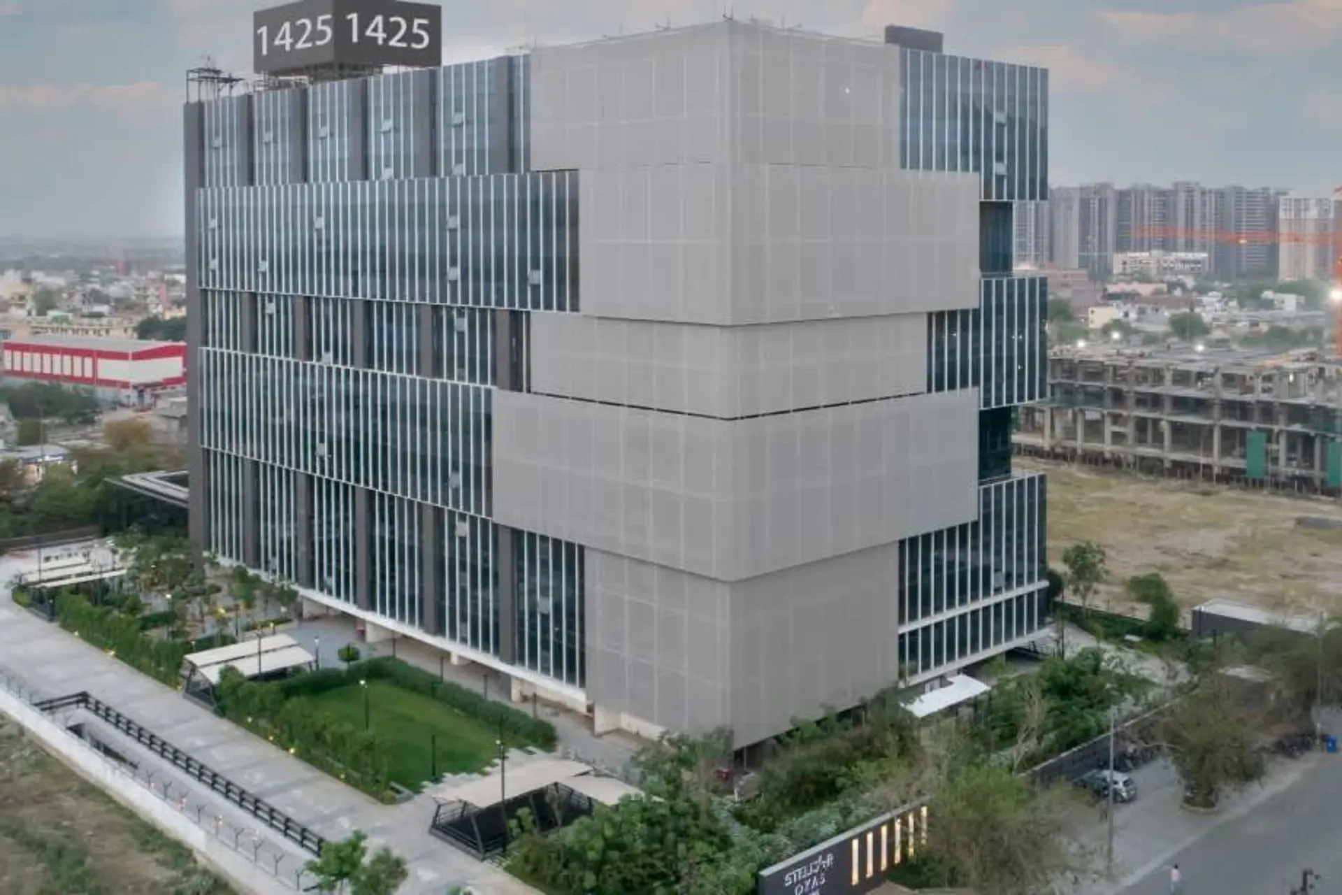 Office Space for rent in Stellar OKAS 1425 Noida