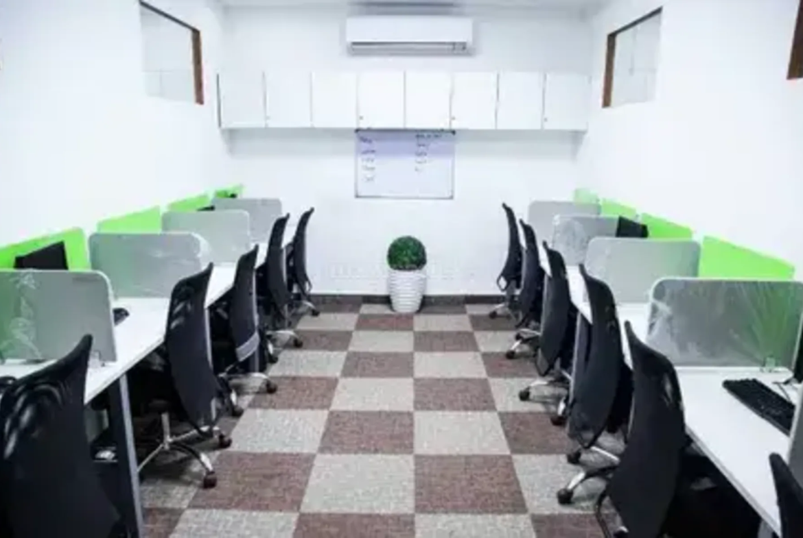 DLF Square NH 8 Gurgaon Smartspace