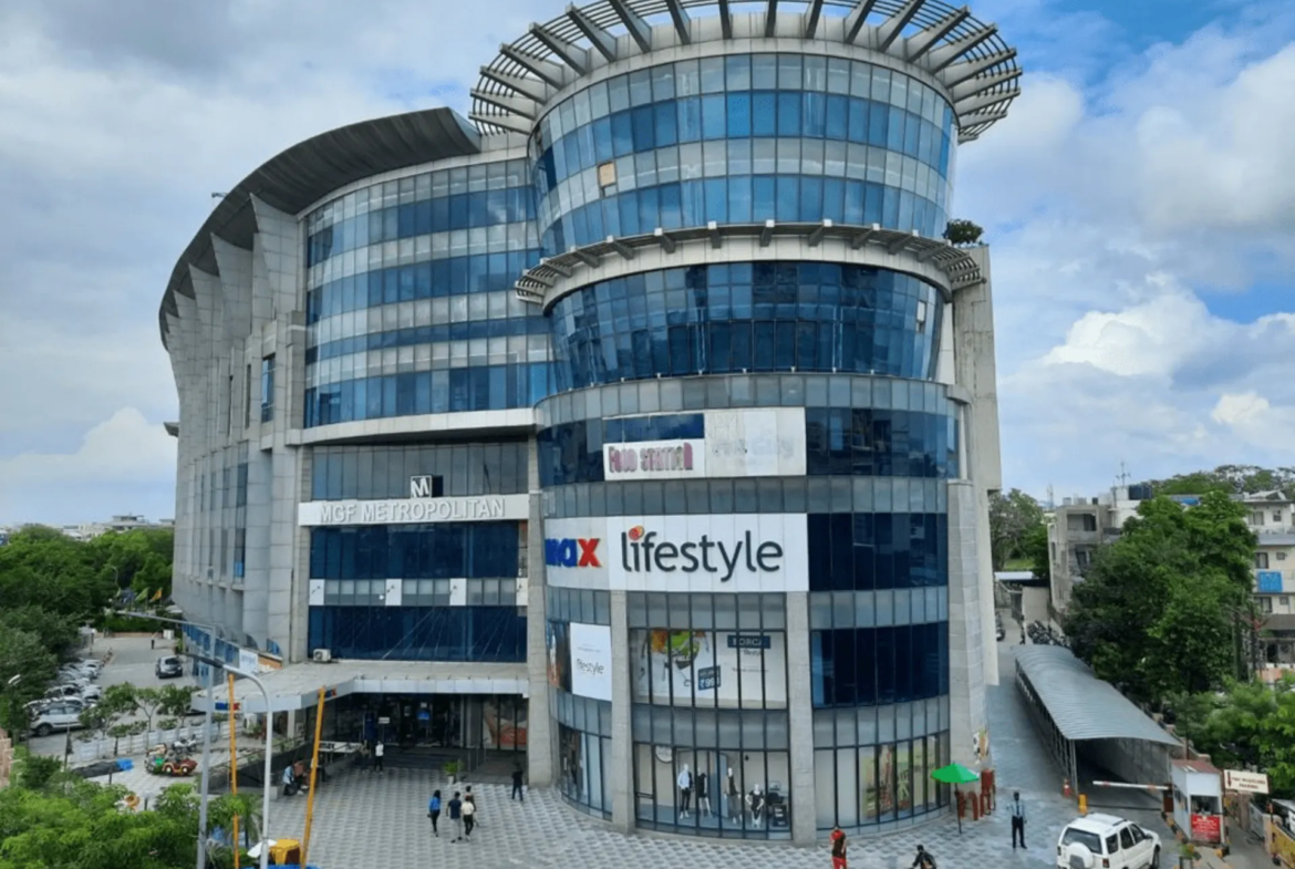 MGF Metropolitan Mall
