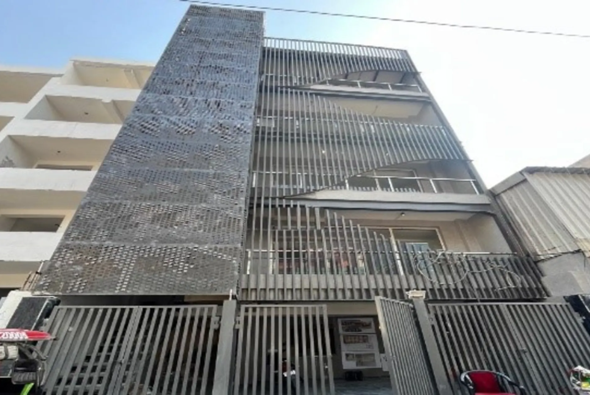 C6 Sector 2 Noida