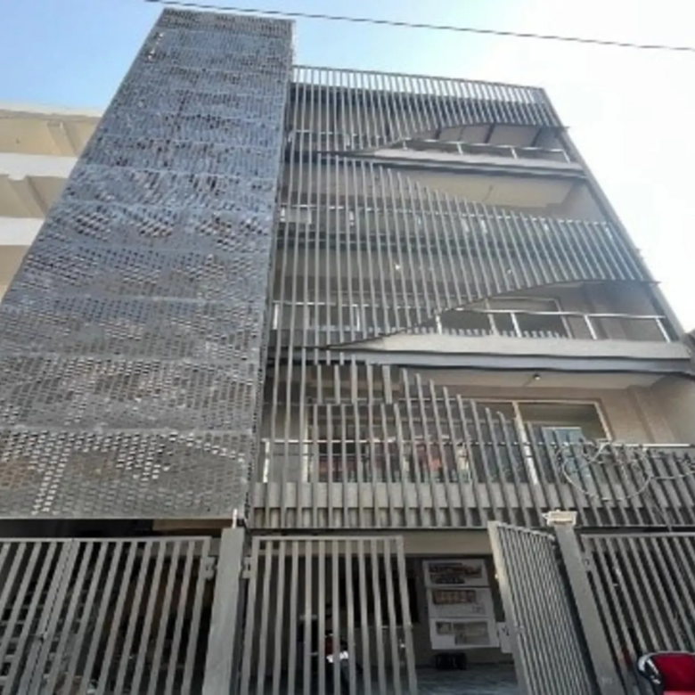 C6 Sector 2 Noida