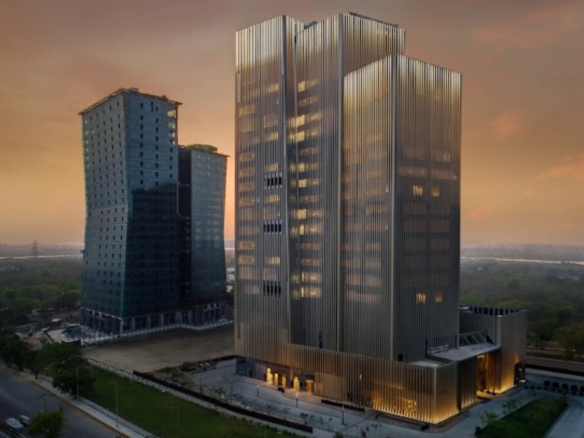 Max Towers Sector 16 Noida