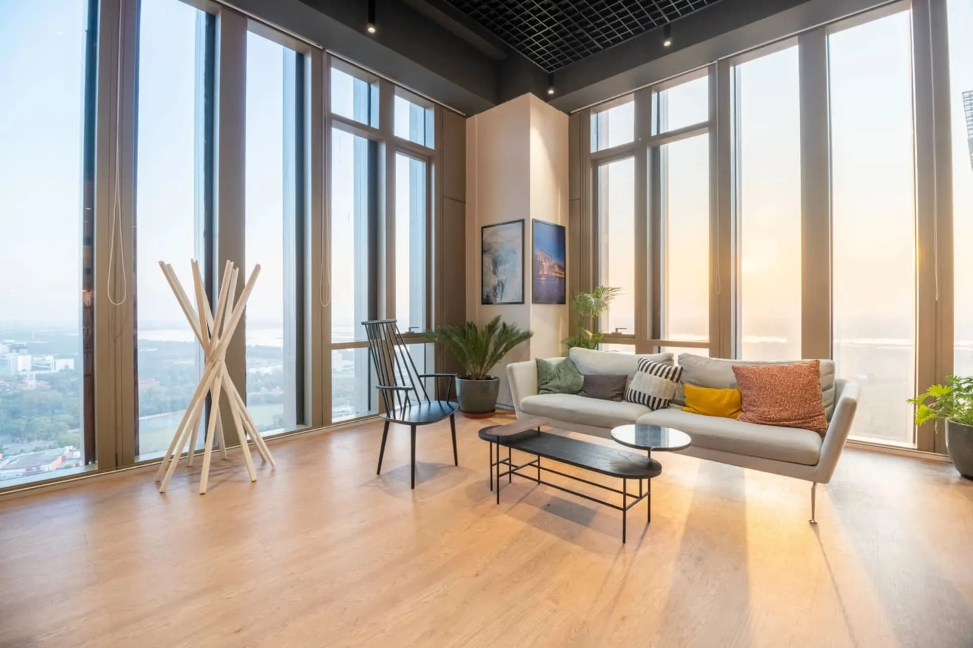 Max Towers Sector 16 Noida