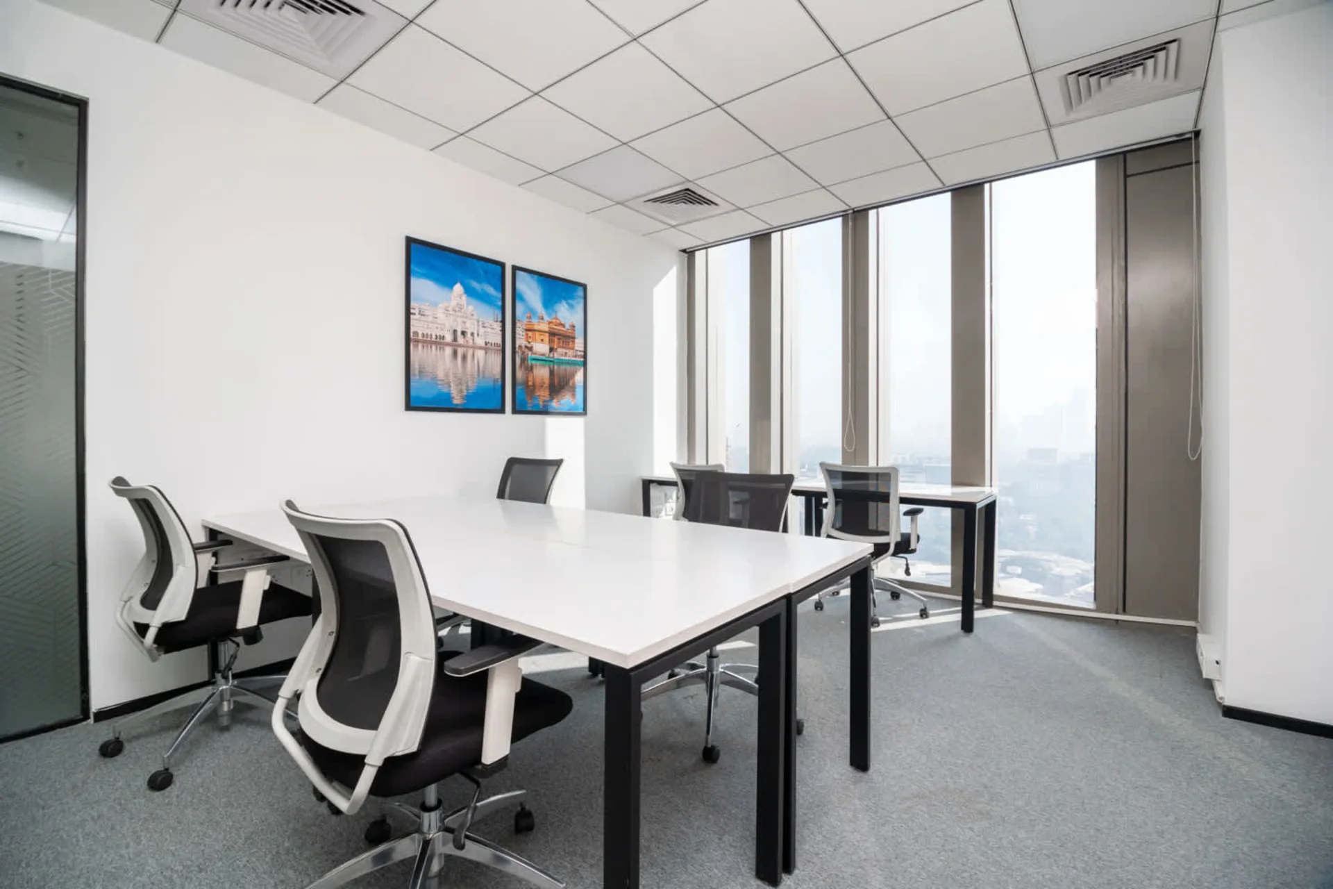 Max Towers Sector 16 Noida