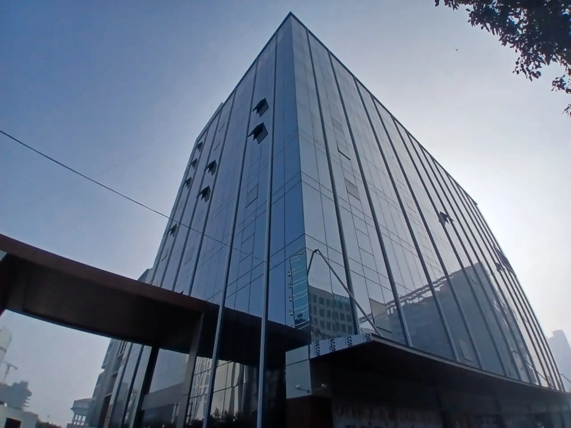 Pinnacle Tower 142