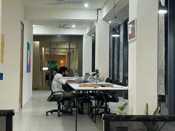 Studio SMA Sector 6 Noida