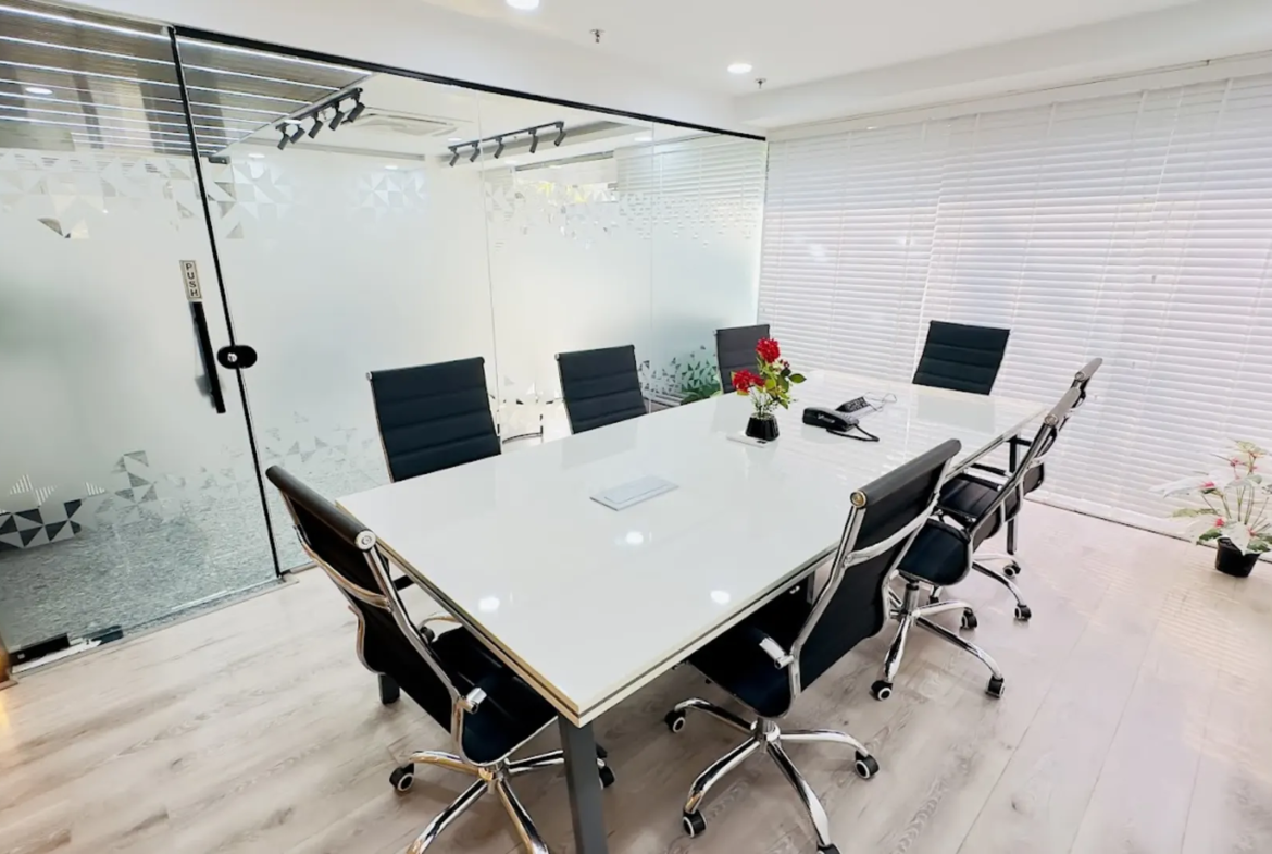 Usis Biz Park Noida