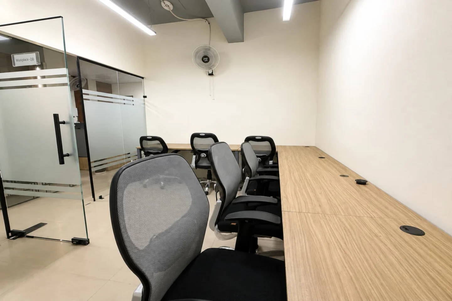 Hoblix-Coworking-Space-Heera-Tower-Najafgarh_07 Hoblix Coworking Space - Heera Tower Najafgarh